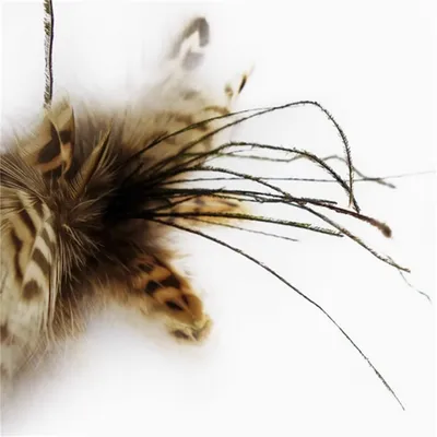 MCBOSON  Bille en rotin avec plumes et clochette