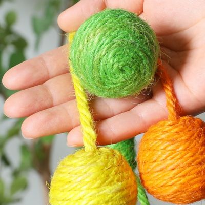 ZenPets Jouet pour chat en forme de balle en sisal suspendue